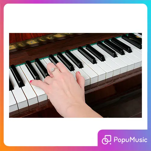 Bí Quyết Kiểm Soát Lực Ngón Tay Khi Chơi Piano