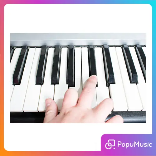 Bí Quyết Kiểm Soát Lực Ngón Tay Khi Chơi Piano